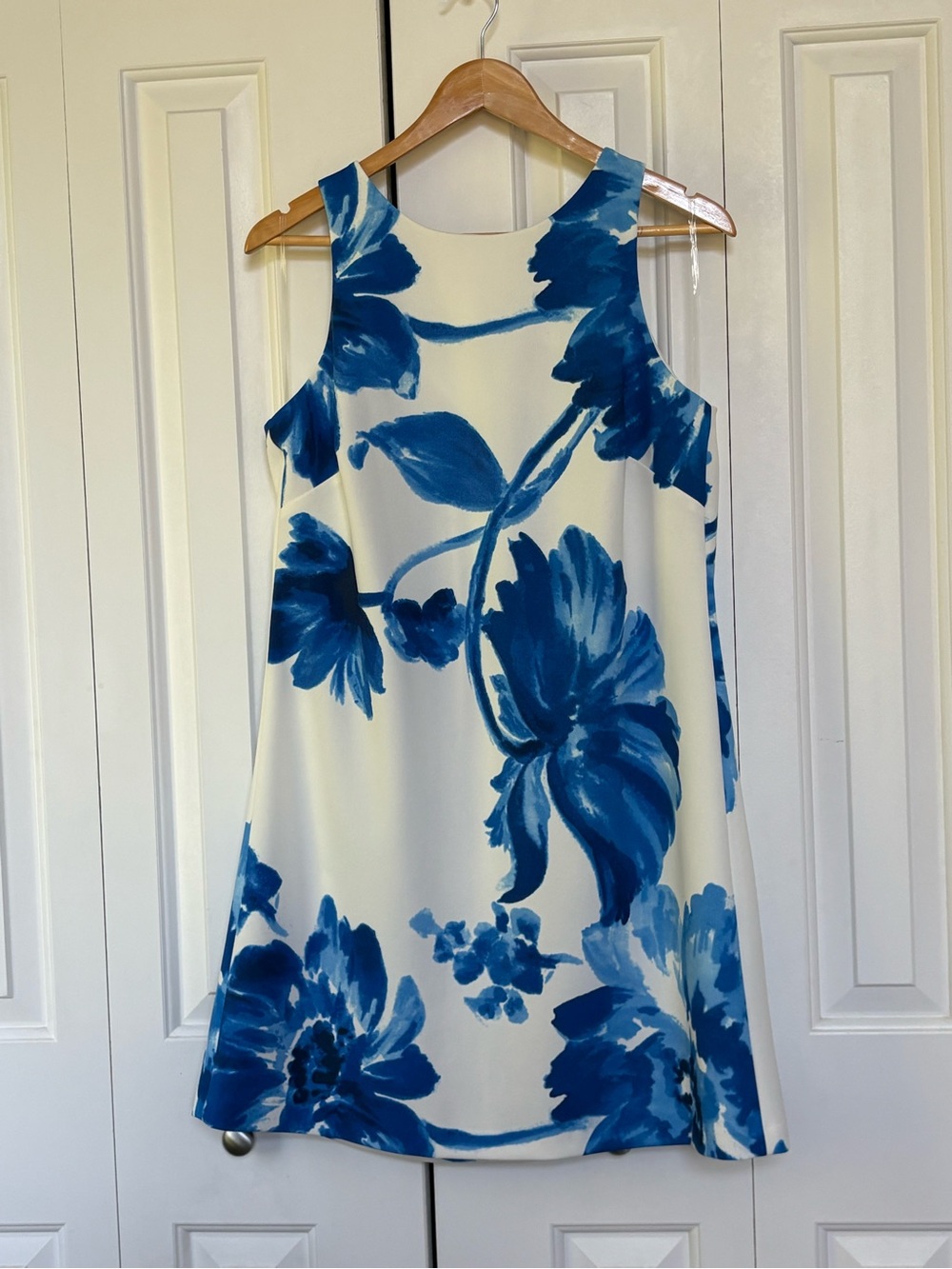 Lauren Ralph Lauren Blue Watercolor Floral Crepe Shift Dress - Size 8
